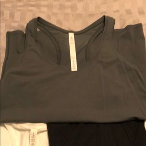 Lululemon relaxed-fit racerback tanks